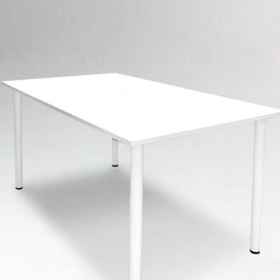 Balts konferenču galds