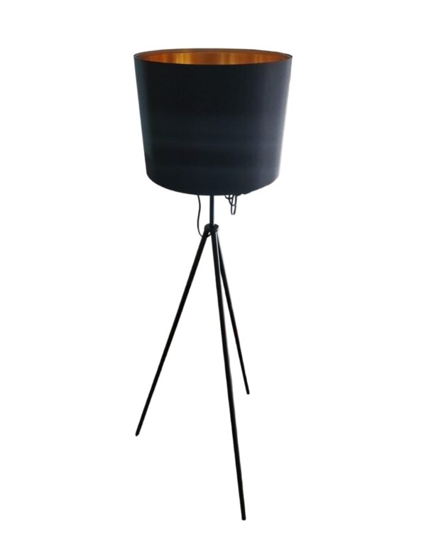 Melna stāvlampa