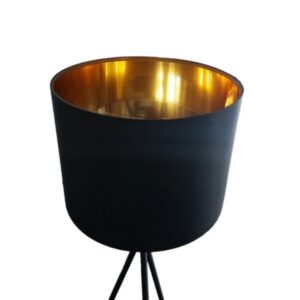 Melna stāvlampa