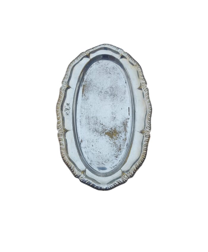 Ovāla sudraba paplāte