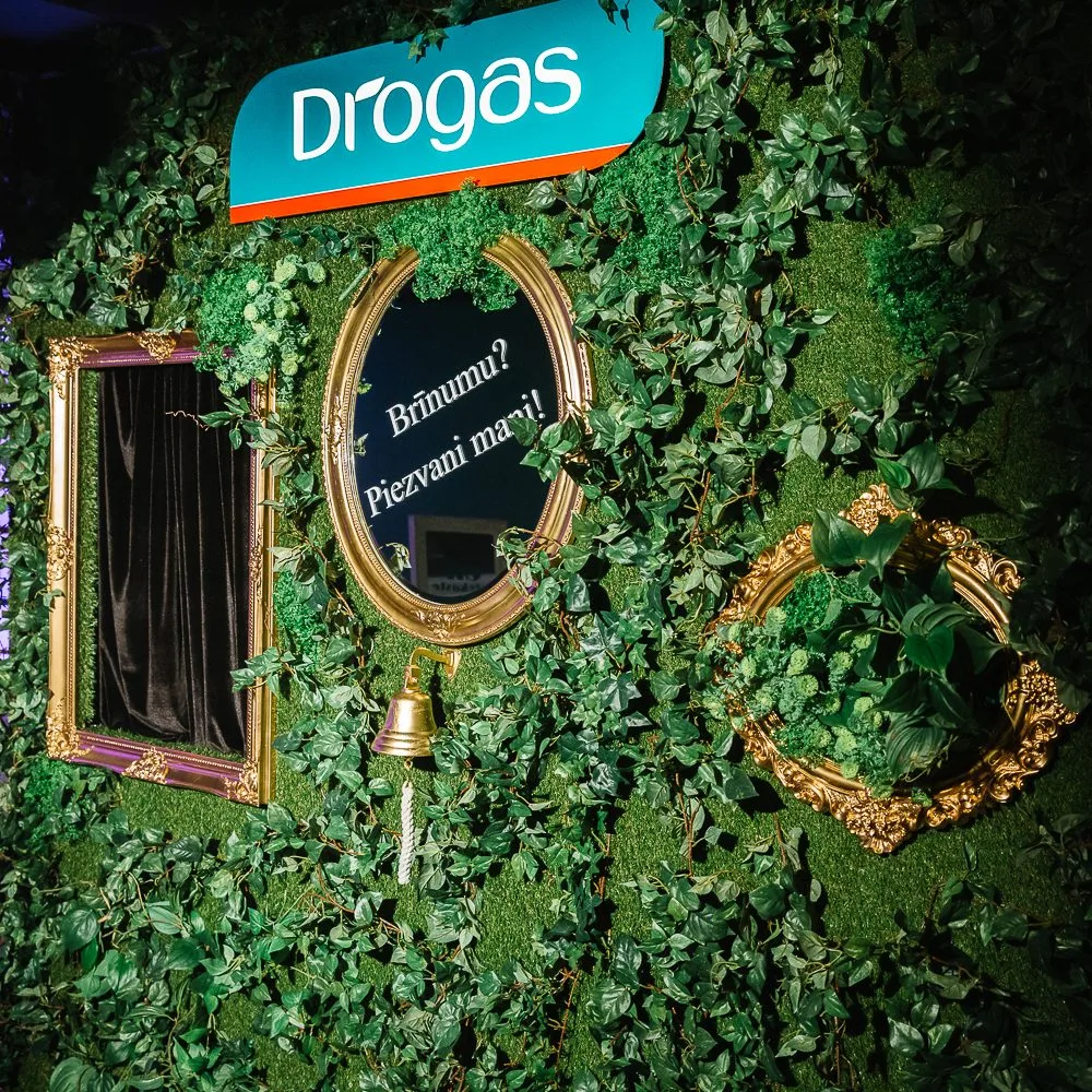 FOTOSTŪRA IZVEIDE